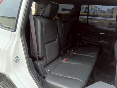 TOYOTA LAND CRUISER 250 - 10