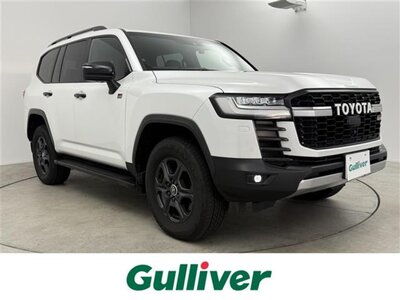 TOYOTA LAND CRUISER 300