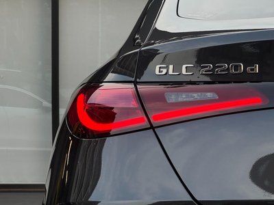 MERCEDES-BENZ GLC - 10