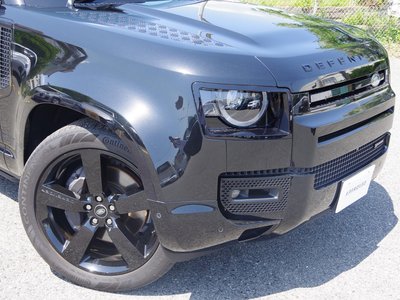 LAND ROVER DEFENDER - 5