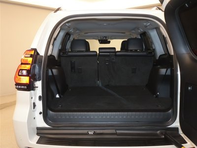 صورة مصغرة 24 لـ 2023 Toyota LAND CRUISER PRADO