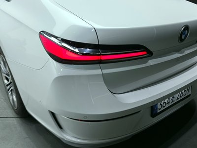 BMW 7 SERIES - 10