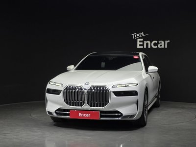BMW 7 SERIES - 2