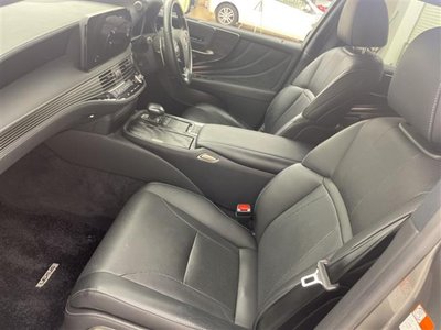 2021 Lexus LS 照片 30