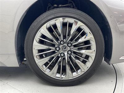 2021 Lexus LS 照片 42