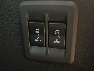 صورة مصغرة 35 لـ 2025 Toyota LAND CRUISER 250
