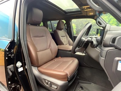 صورة 7 لـ 2025 Toyota LAND CRUISER 250