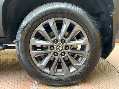 صورة مصغرة 25 لـ 2025 Toyota LAND CRUISER 250