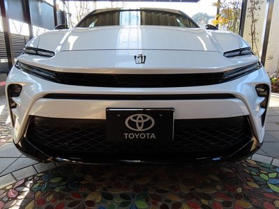 TOYOTA CROWN SPORT - 8