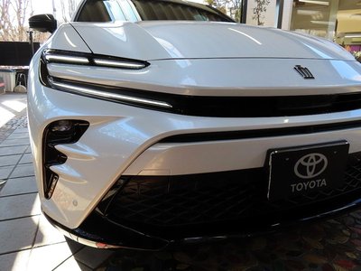 TOYOTA CROWN SPORT - 10