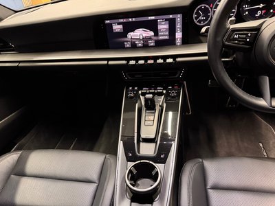 PORSCHE 911 - 10