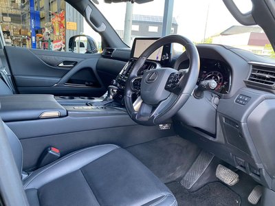 صورة مصغرة 22 لـ 2023 Lexus LX