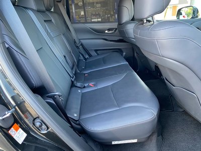 صورة مصغرة 25 لـ 2023 Lexus LX