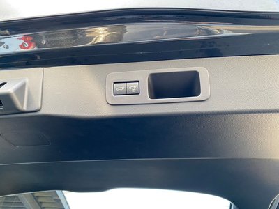 صورة مصغرة 19 لـ 2023 Lexus LX