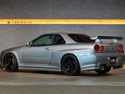 NISSAN SKYLINE GT-R - 2