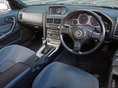 NISSAN SKYLINE GT-R - 6