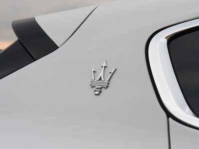 صورة 15 لـ 2023 Maserati GRECALE