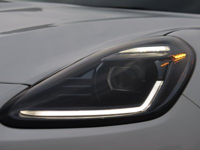 صورة 11 لـ 2023 Maserati GRECALE