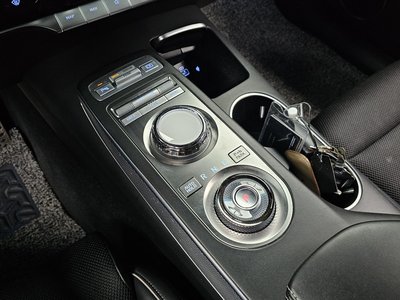 صورة مصغرة 12 لـ 2021 Genesis GV70