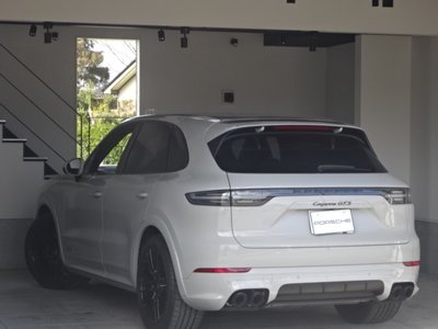 PORSCHE CAYENNE - 9