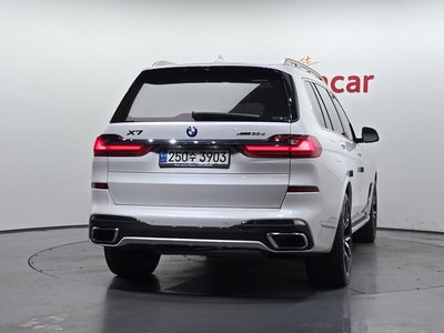 صورة 4 لـ 2020 BMW X7