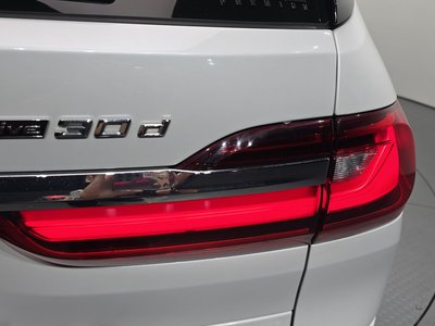 صورة 10 لـ 2020 BMW X7