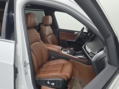2020 BMW X7 — миниатюра 16