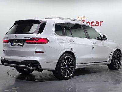 صورة 3 لـ 2020 BMW X7