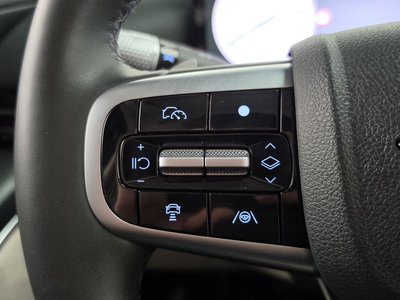 2024 Genesis GV80 thumbnail 23