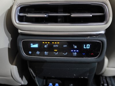 2024 Genesis GV80 thumbnail 34