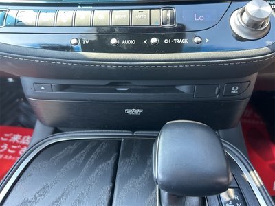 2021 Lexus LS — миниатюра 36