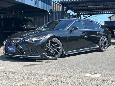 2021 Lexus LS — миниатюра 4