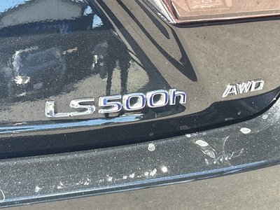 2021 Lexus LS — миниатюра 16