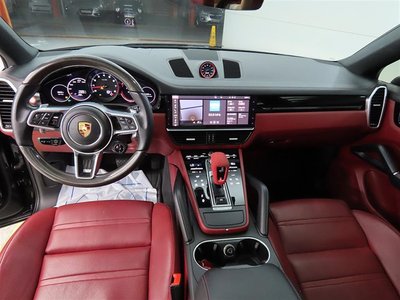 PORSCHE CAYENNE - 5