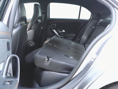 صورة مصغرة 30 لـ 2023 Mercedes-BENZ A-CLASS AMG