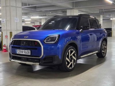 MINI COUNTRYMAN - 1