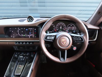 صورة مصغرة 18 لـ 2026 Porsche 911