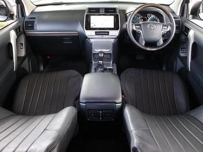 TOYOTA LAND CRUISER PRADO - 2