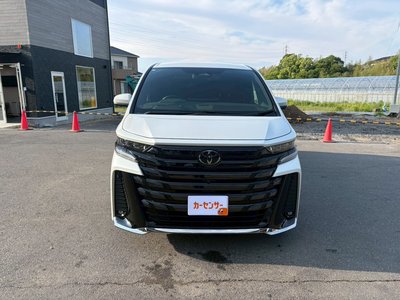TOYOTA VELLFIRE - 1