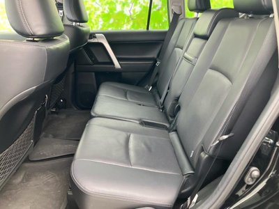 TOYOTA LAND CRUISER PRADO - 8