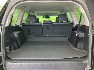 TOYOTA LAND CRUISER PRADO - 9