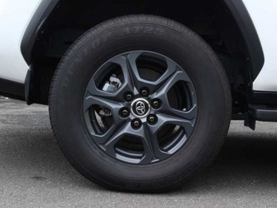 TOYOTA LAND CRUISER 300 - 8