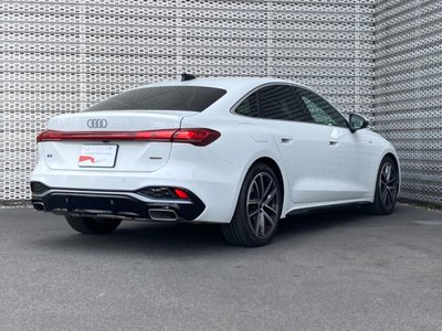 2025 AUDI A5 — миниатюра 2