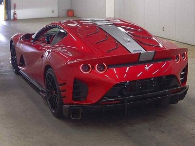 صورة 2 لـ 2023 Ferrari 812 COMPETIZIONE