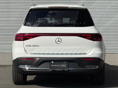 MERCEDES-BENZ EQB - 5