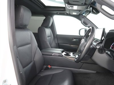 2024 Toyota LAND CRUISER 300 — миниатюра 14