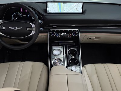 صورة 5 لـ 2022 Genesis GV80