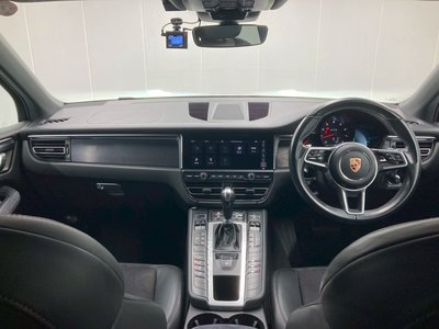 2020 Porsche MACAN — фото 2