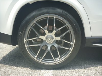 2025 Mercedes-BENZ GLE AMG — миниатюра 28