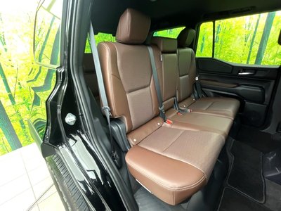 TOYOTA LAND CRUISER 250 - 9